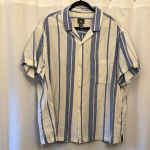 H&M Blue and White Casual Button Down Shirt